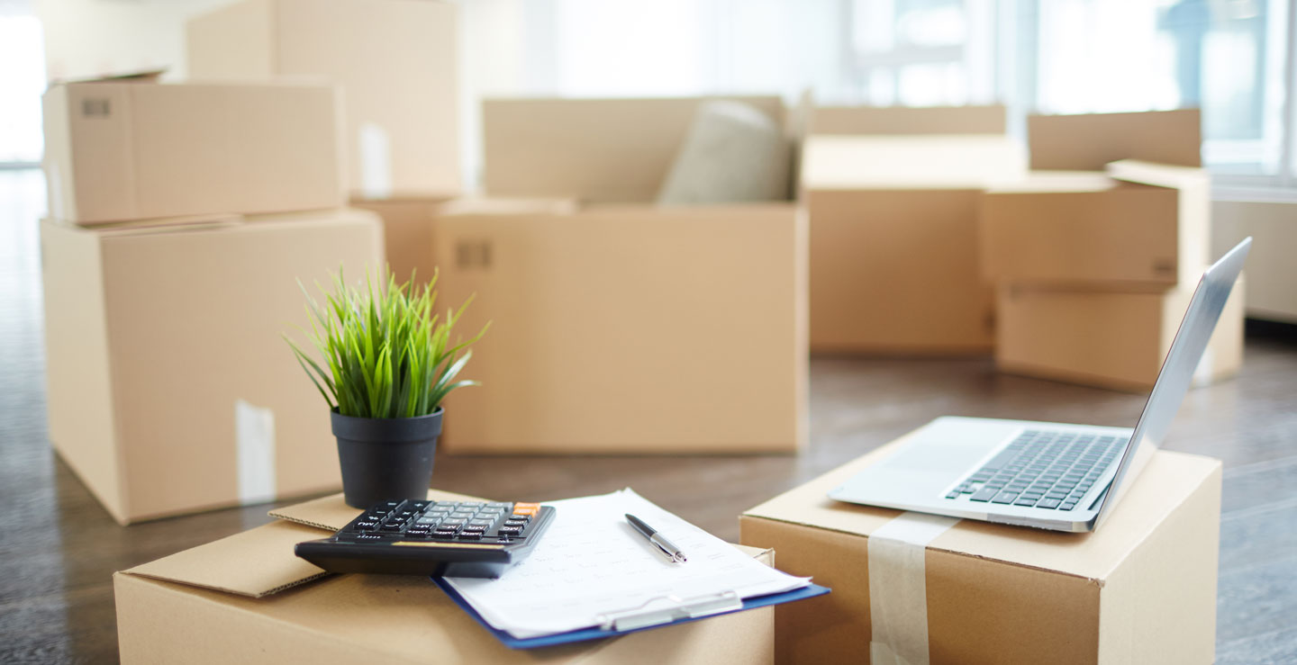 Kartons zum gewerblichen Einlagern 